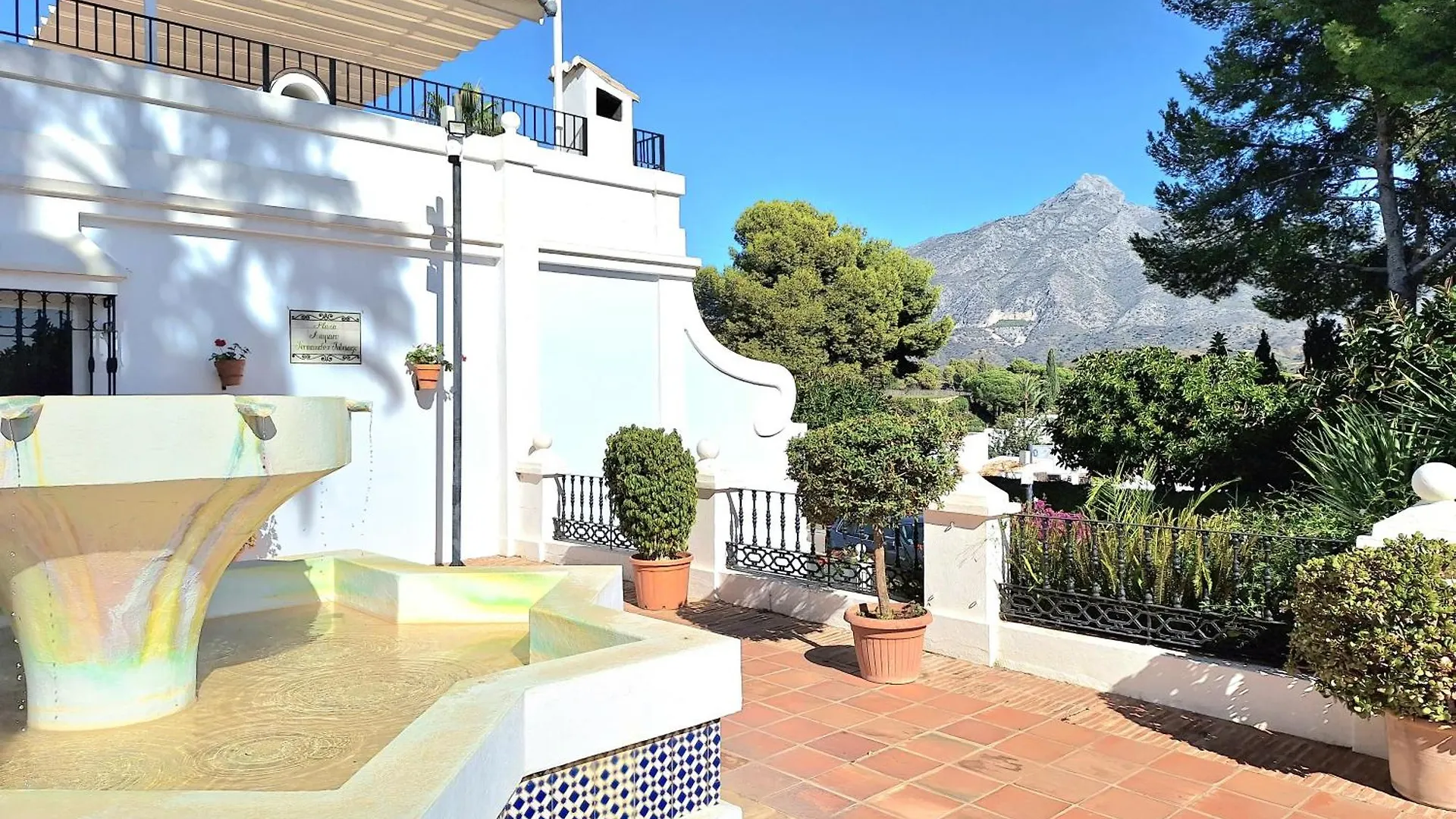 Aloha Pueblo Valle Del Golf, Puerto Banus Marbella Spanien